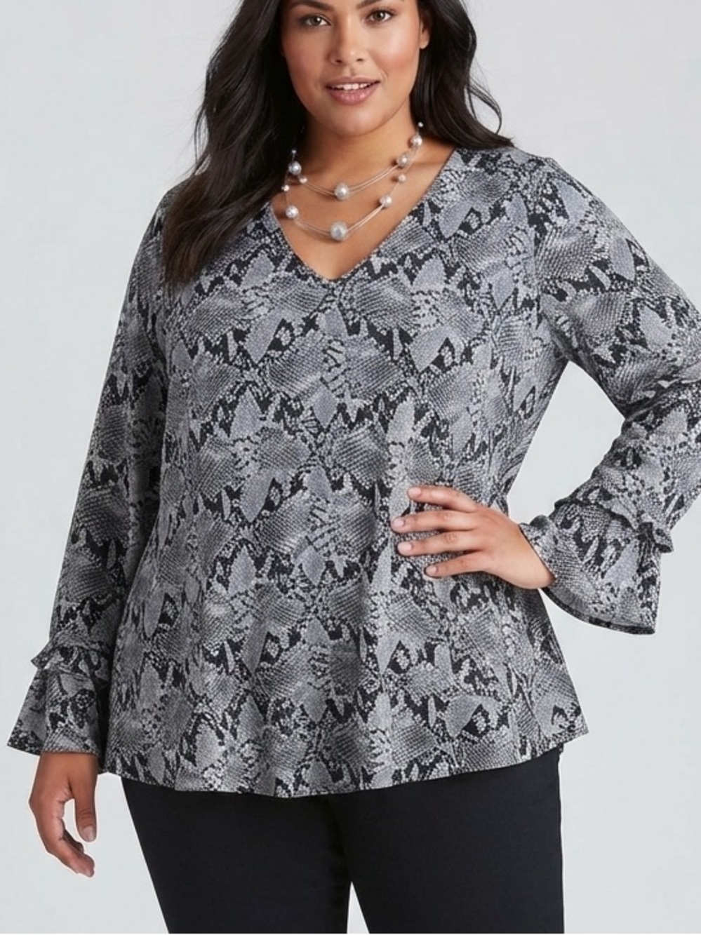 JOE FRESH Snakeprint Long Sleeve Fitted Blouse Plus Size XL
